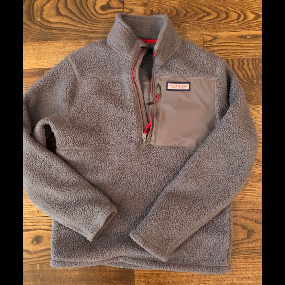 Men’s Vineyard Vines Gray Sherpa Fleece. XS